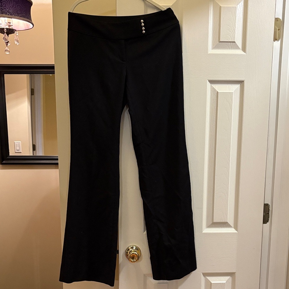 White House black Market pants Legacy Fit 6 R EUC-Midrise Flare poly/rayon/wool